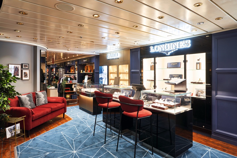 Marella Cruises Marella Voyager Broad Street Shops ©Tom Fallon 1.jpg